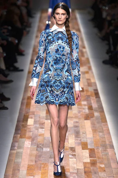 Look 46